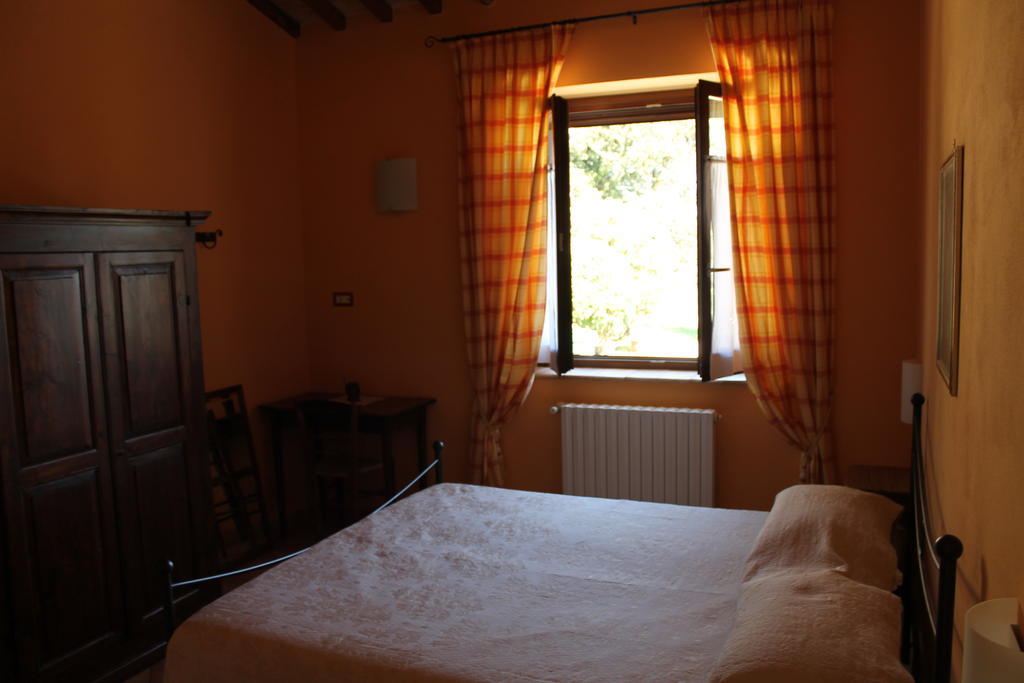 Agriturismo Borgo Pirolino أورفييتو الغرفة الصورة